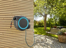 Charger l&#39;image dans la galerie, Dévidoir automatique mural RollUp GARDENA XL 35 m
